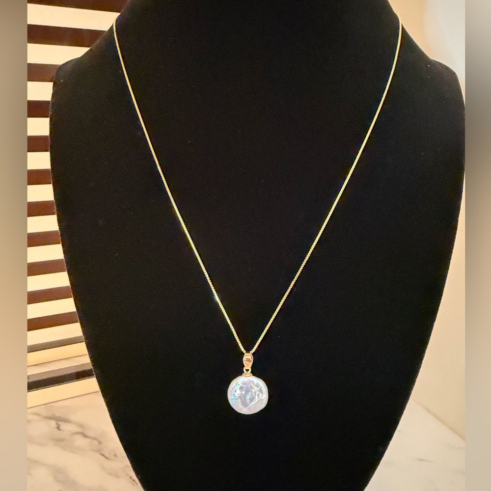 Pearl Button Coin Sterling Silver Necklace - Picture 6 of 8